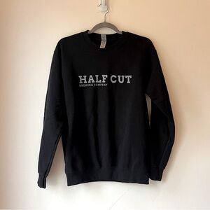 Half Cut Brewing Co Sweatshirt Black Gildan Small women’s Beer Crewneck